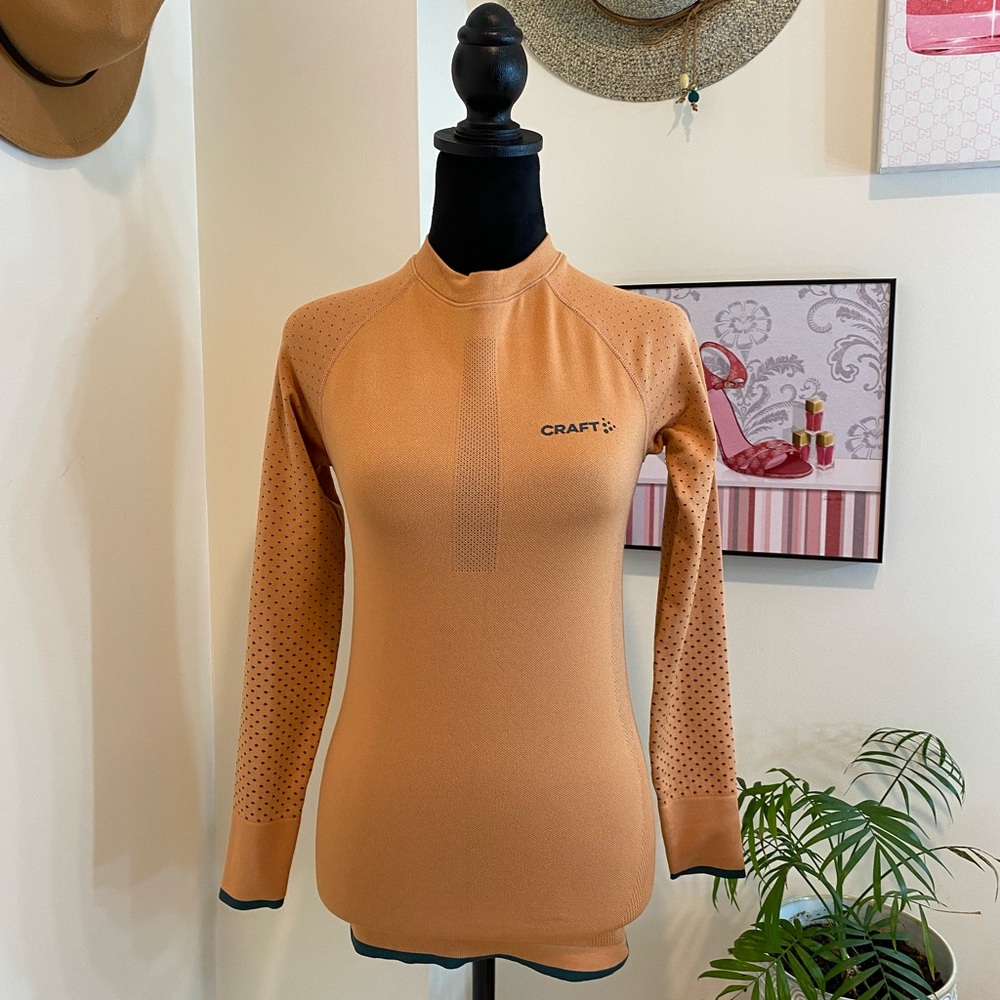 Craft Women's Camel Long Sleeve Tee